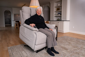 Flexsteel Zero Gravity Zecliner Model 1 Fabric Power Sleep Recliner with Power Headrest & Lumbar in Dove