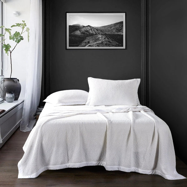 HiEnd Stonewashed Cotton Waffle Weave White King Coverlet