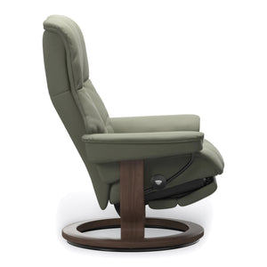 Ekornes Stressless Mayfair Large Classic Dual Power Leather Chair in Shadow Green
