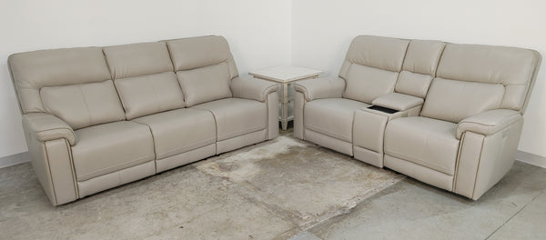 Moto Motion Harmony Triple Power Sofa with Home Theater & Middle Speaker & Air Massage & 3-Zone Heating & Zero Gravity In Sorrento Dove Leather