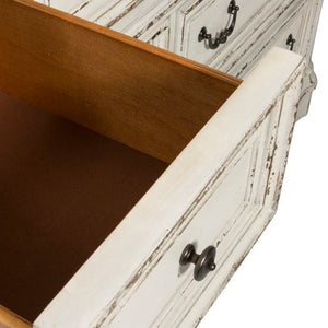 Liberty Furniture Magnolia Manor Antique White 7-Drawer Dresser