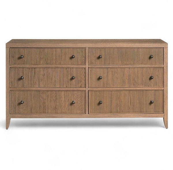 Universal Avaline Skylark Carmen 6-Drawer Dresser
