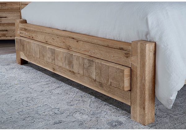Vaughan-Bassett King Poster Bed Sun Bleached White