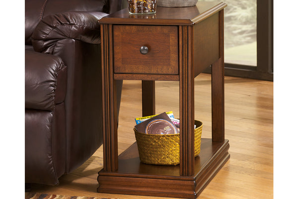 Breegin 1-Drawer Chairside End Table Brown