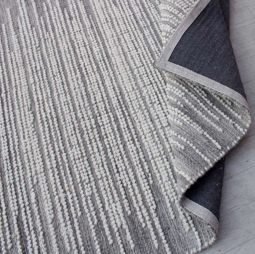 Uttermost Salida Gray/Light Gray 6 X 9 Area Rug