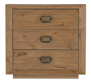 Hooker Furniture Big Sky 3-Drawer Nightstand