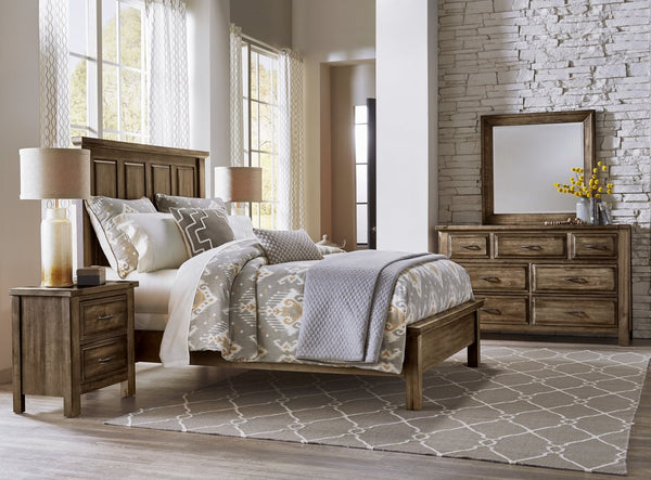 Vaughan-Bassett Maple Road Maple Syrup California King Mansion Bed
