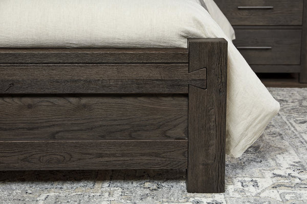 Vaughan-Bassett Dovetail Java California King Poster Bed with Poster Footboard