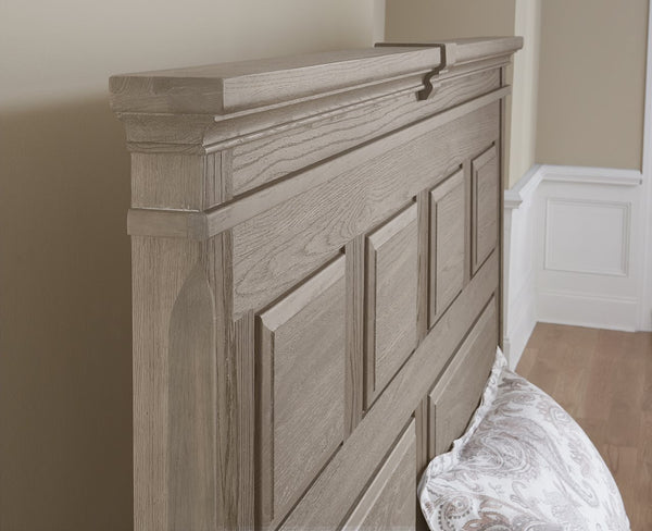 Vaughan-Bassett Heritage Greystone Queen Mansion Bed