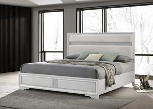 Coaster Miranda 54-Inch Upholstered King Panel Bed White
