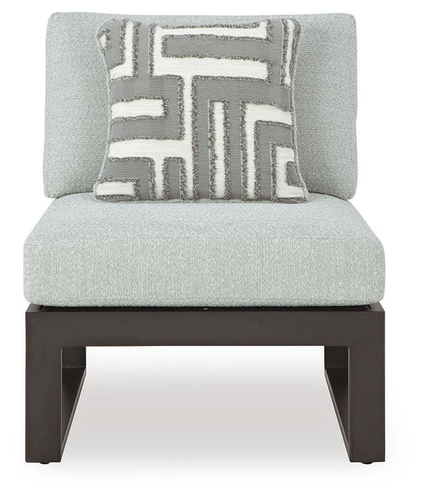 Beachloft 5-Piece Outdoor Sectional Black/Gray