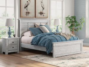 Makidern Queen Panel Bed Whitewash