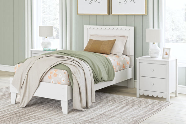 Hallityn Twin Panel Platform Bed White