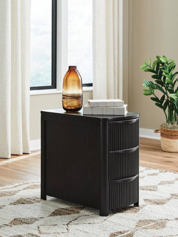 Camdill 3-Drawer Chairside End Table with USB Black