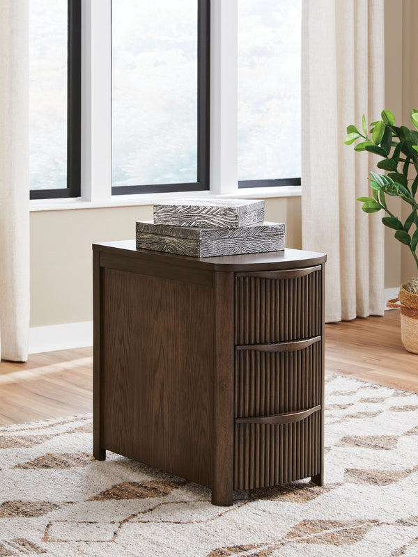 Camdill 3-Drawer Chairside End Table with USB Dark Brown