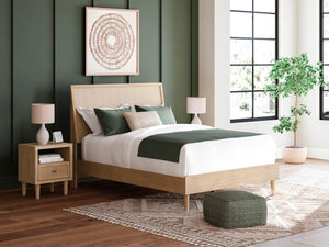 Cielden Queen Panel Bed Two-tone