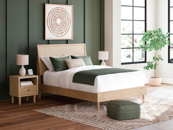 Cielden Queen Panel Bed Two-tone