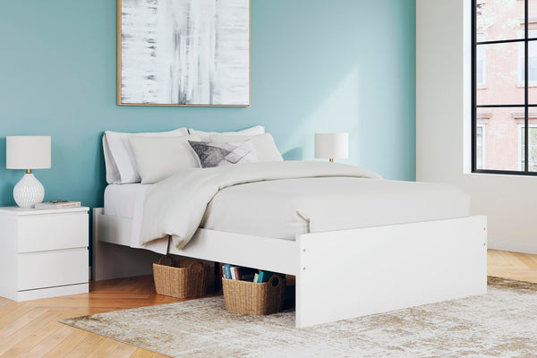 Onita Queen Platform Bed White