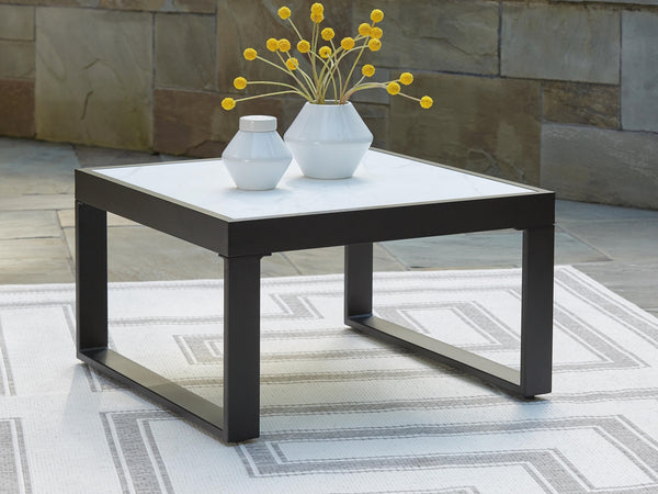 Beachloft Outdoor Coffee Table Black/Gray
