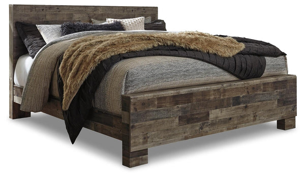 Derekson King Panel Bed, Mirror & Nightstand Multi Gray
