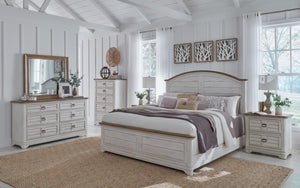 American Woodcrafters King Arched Bed Whitewash
