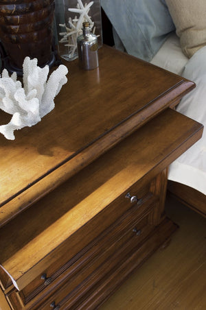 Tommy Bahama Home by Lexington Island Estate Martinique Nightstand