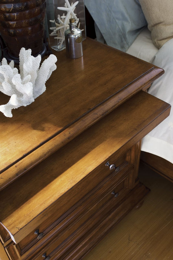 Tommy Bahama Home by Lexington Island Estate Martinique Nightstand