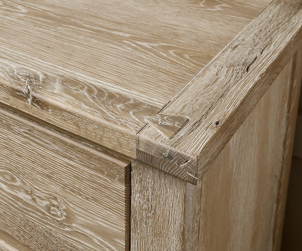 Vaughan-Bassett Dovetail Sun Bleached White Dresser