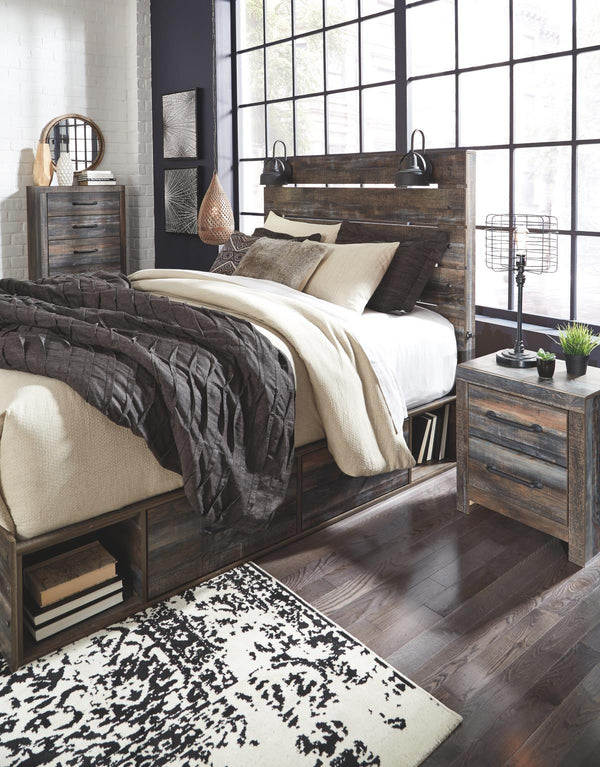 Drystan Queen Panel Bed with 4-Drawers of Storage & USB Multi
