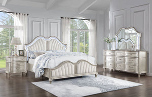 Coaster Evangeline 4-Piece California King Bedroom Set Silver Oak