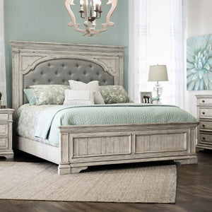 Steve Silver Highland Park King Bed In Cathedral White