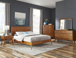 Sunny Designs American Modern Cinnamon Nightstand