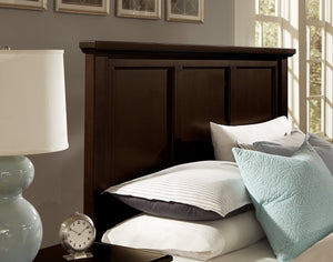 Vaughan-Bassett Bonanza Merlot California King Mansion Bed