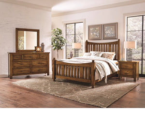Vaughan-Bassett Maple Road Antique Amish California King Slat Poster Bed