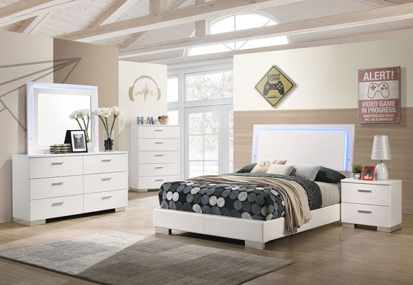 Coaster Felicity 5-Piece Full Bedroom Set with LED Lighting in White High Gloss