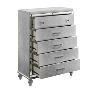 New Classic Valentino Chest in Silver