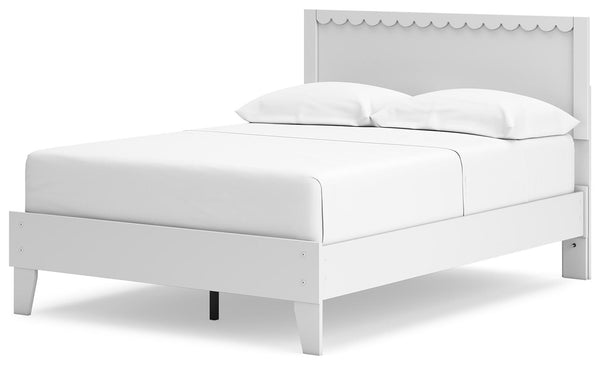 Hallityn Full Panel Platform Bed White