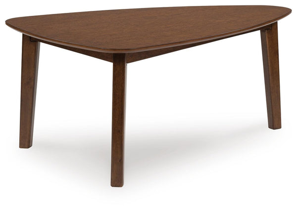 Lyncott 3-Piece Occasional Table Set Brown