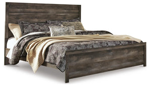 Wynnlow King Panel Bed with Mirrored Dresser & Nightstand Gray