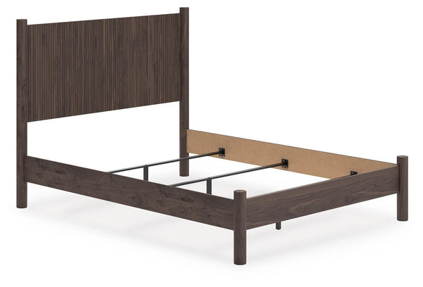 Pamytta Queen Panel Bed, Dresser, Mirror & Nightstand Brown