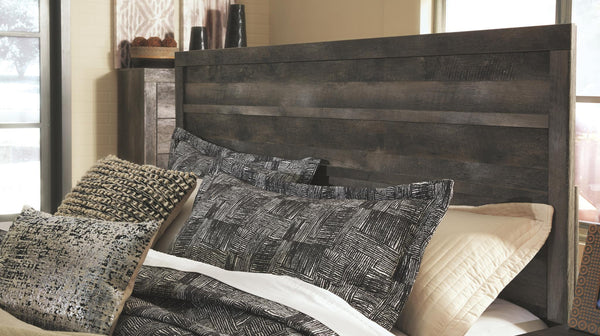 Wynnlow Queen Panel Bed Gray