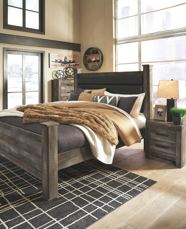 Wynnlow King Poster Bed Gray