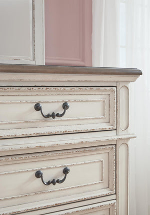 Realyn 7-Drawer Dresser & Mirror Two-tone
