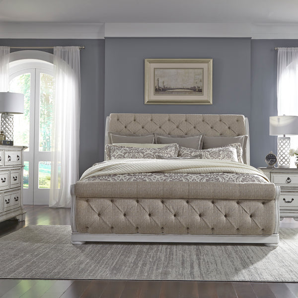 Liberty Furniture Complete King Bedroom Set Upholstered Sleigh Bed, Dresser, Mirror & Nightstand Abbey Park