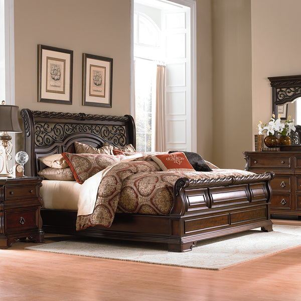 Liberty Furniture Complete California King Set Sleigh Bed, Dresser, Mirror, Chest & Nightstand Arbor Place