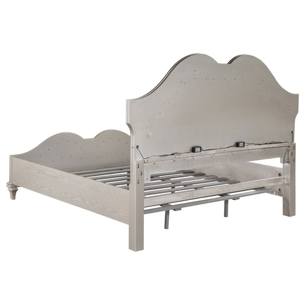 Coaster Evangeline 5-Piece California King Bedroom Set Silver Oak