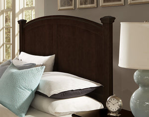 Vaughan-Bassett Bonanza Merlot Queen Poster Bed