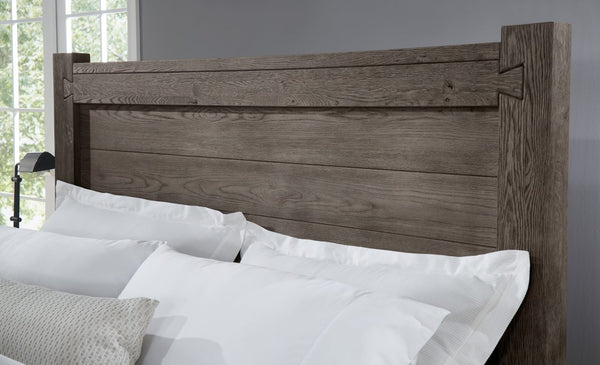 Vaughan-Bassett Dovetail Mystic Grey King Poster Bed with 6X6 Footboard