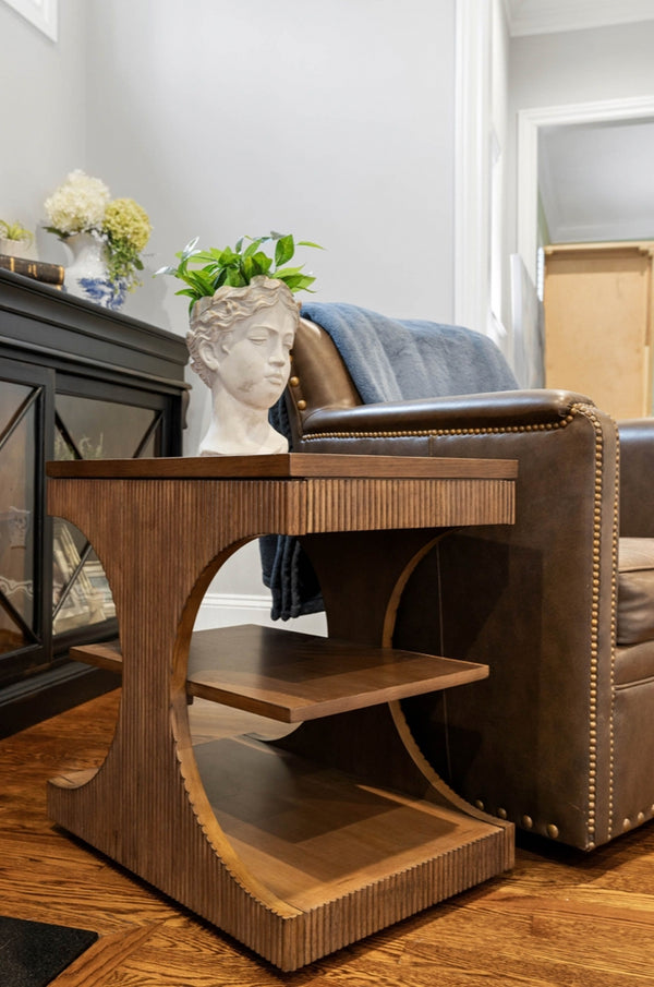 end table - manhattan valley - chestnut