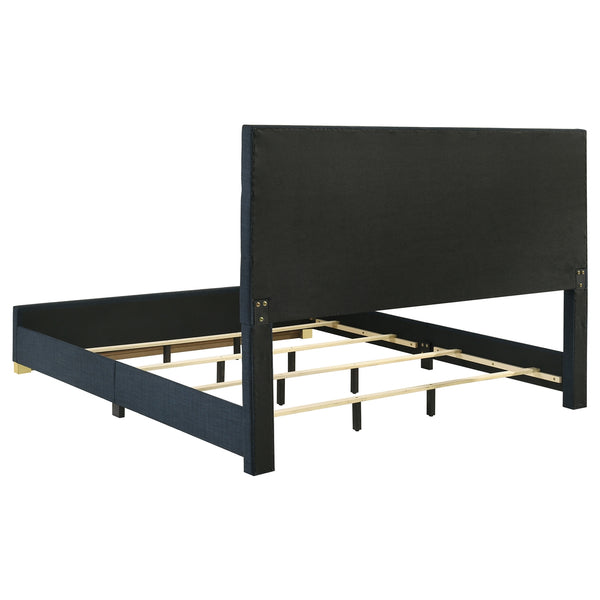 Coaster Ines 4-Piece King Bedroom Set Navy & White High Gloss